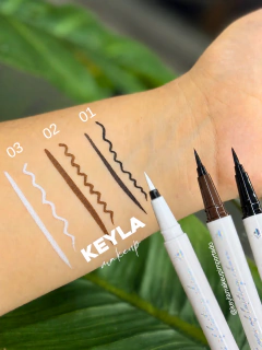 NOVO- STARMOTION EYELINER DELINEADOR