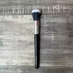 GLAMORY-(2) FLAT KABUKI BRUSH/ BROCHA KABUKI DÚO FIBRA