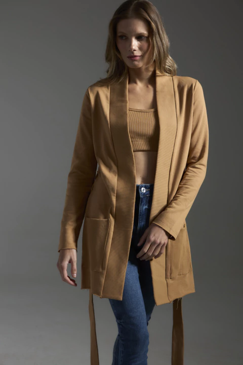 Casaco em Moletinho Com Faixa - Caramelo - comprar online