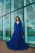 Vestido azul royal com capa longo de brilho