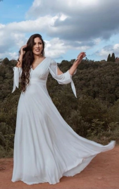 Vestido longo, fluido para pre wedding, ensaios fotográficos, casamento no civil ,no religioso, na praia