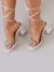 Salto de noiva luxo (combo noiva), amarrações, com detalhe de laço, de 8 cm, na cor off(branco)