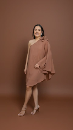 Vestido meigo, Marrom com detalhes em flores no ombro (Flora) - comprar online