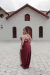 Imagem do Vestido longo de cetim com fenda marsala (SUTIN)