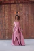 vestido longo rosa canela de chic, chic, tomara que caia, com detalhes (fashionista) - loja online