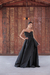 Imagem do vestido longo preto de chic, chic, tomara que caia, com detalhes (fashionista)