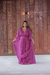 Vestido longo plus size fúcsia detalhe de laço na manga com brilho na internet