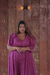 Vestido longo plus size fúcsia detalhe de laço na manga com brilho - loja online