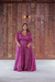 Vestido longo plus size fúcsia detalhe de laço na manga com brilho - Noiva no Civil | Vestido de noiva civil e festa