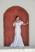 Vestido longo godê de noiva, tecido cetim com delicados detalhes de aplicações de flores (toda noiva) na internet