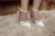 Salto Branco de laço Pam (combo noiva) , scarpan moderno e elegante com laço e brilho, de 10 cm, na cor off(branco) - loja online