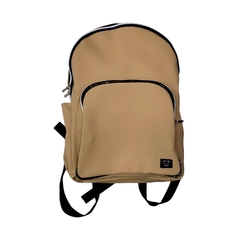 MOCHILA BEGE COURO