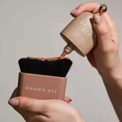 Brown Bee Make Up Body Brush - comprar online