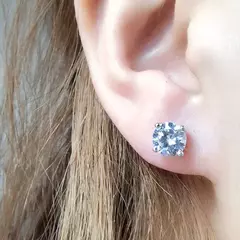 Brincos Shine de Prata com Moissanite