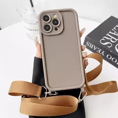 Case Crossbody Joy na internet
