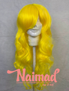 Peluca bucles amarilla con flequillo - comprar online