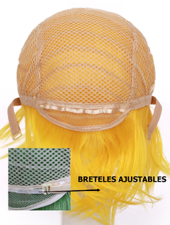 Peluca corta rubia con flequillo Shook Model - comprar online