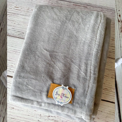 MANTA POLAR SOFT LISO 110X150 CM - GRIS - comprar online
