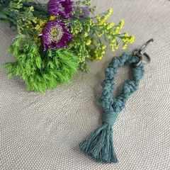 LLAVERO MACRAME LAZO VERDE