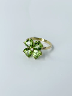 Anel Trevo G - Peridotos, Diamante e Ouro Amarelo - sob encomenda
