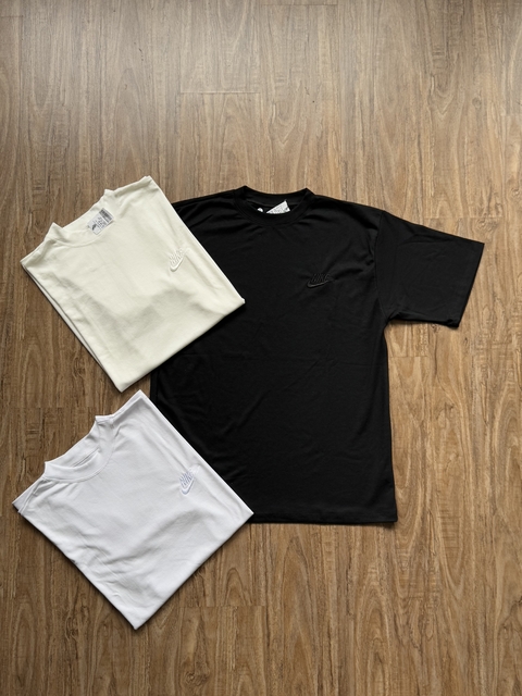 Camisa Oversize Nike Bordada Basic - comprar online
