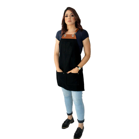 Avental em sarja preta com detalhes em sintético- modelo planta - comprar online