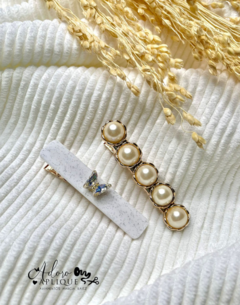 387 - Kit Bico de Pato Coleção Princesas Cor Elsa - (2 Hair Clips)