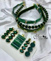 28 - Kit Tiara com Pedras Péroladas Hair Clips de Luxo Verde Esmeralda - (3 Tiaras e 5 Hair Clips)