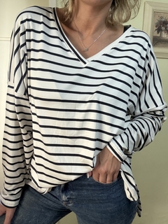 Remera Emma Blanca y negra