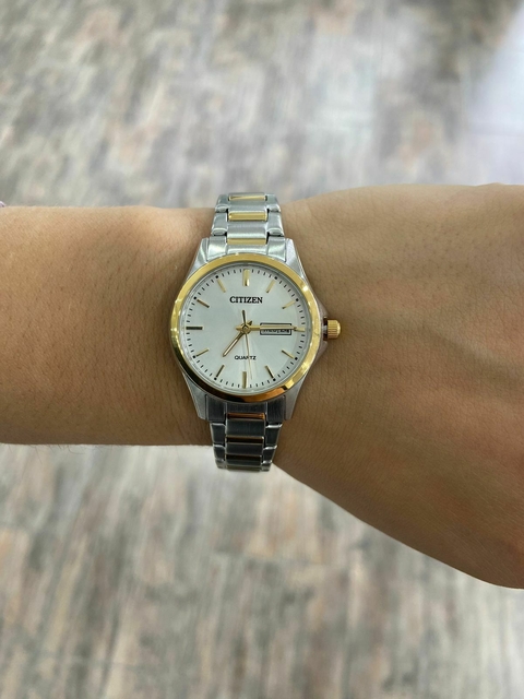 Reloj Citizen Mujer Cuarzo EQ0614-52A