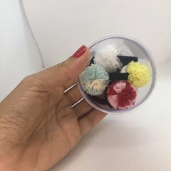 Caixinha fofa pompons (kit 6 peças) - comprar online