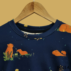 Capibara Sweater Gamuzado - Unisex en internet