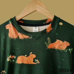 Green Capibara Sweater Gamuzado - Unisex en internet