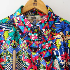 Maya Blue - Modelo Boxy corto