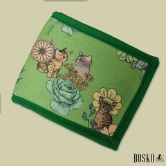 Billetera Flower Cats verde en internet