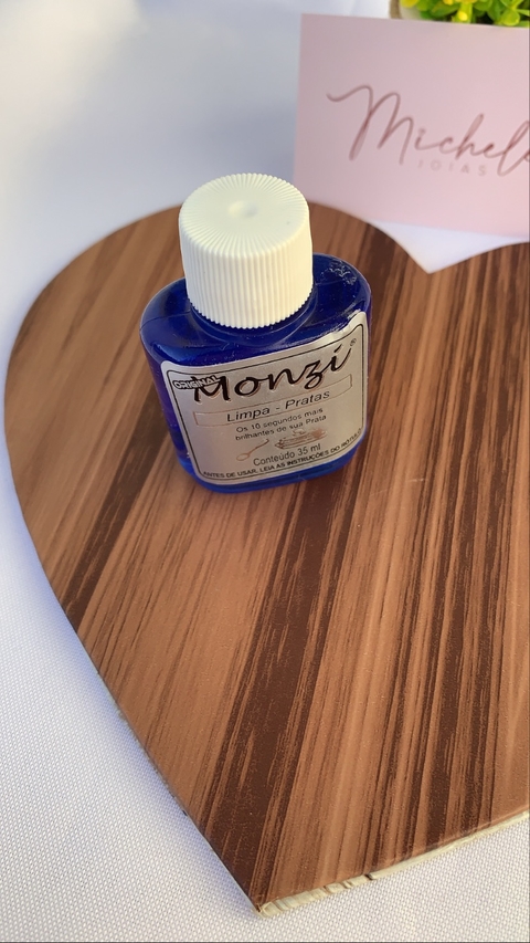 Monzi limpa pratas