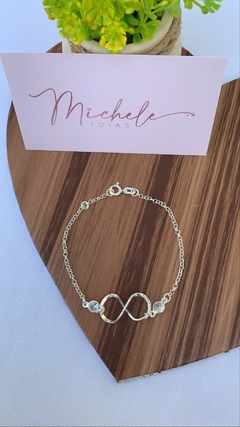 Pulseira do infinito com zircônia dupla