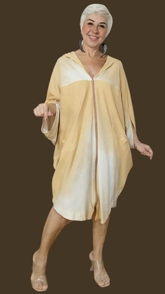 Vestido Capuz - Milu Conti - Conforto e Estilo