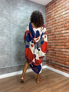 Vestido Capuz Midi - comprar online