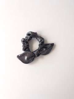 Scrunchie Metalizado - Lili Bowtique