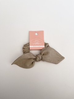 Scrunchie de Linho - Lili Bowtique