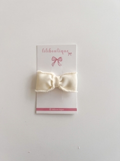 Laço Chanel desfiado M - Lili Bowtique