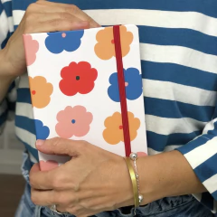 Caderneta 13x20 Florzinhas na internet