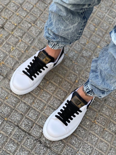 McQueen Limited en internet