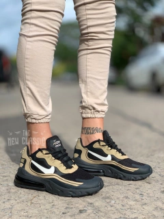 Nike Air 270 React