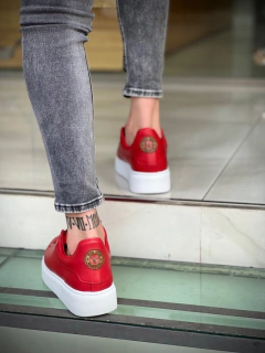 McQueen Red en internet