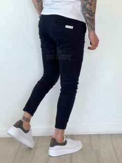 Chino Gabardina Azul - The New Classic