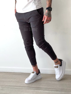 Chino Gabardina Gris Topo en internet
