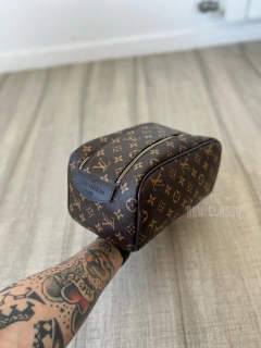 Neceser Louis Vuitton - comprar online