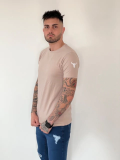 Remera Harvey Beige - comprar online